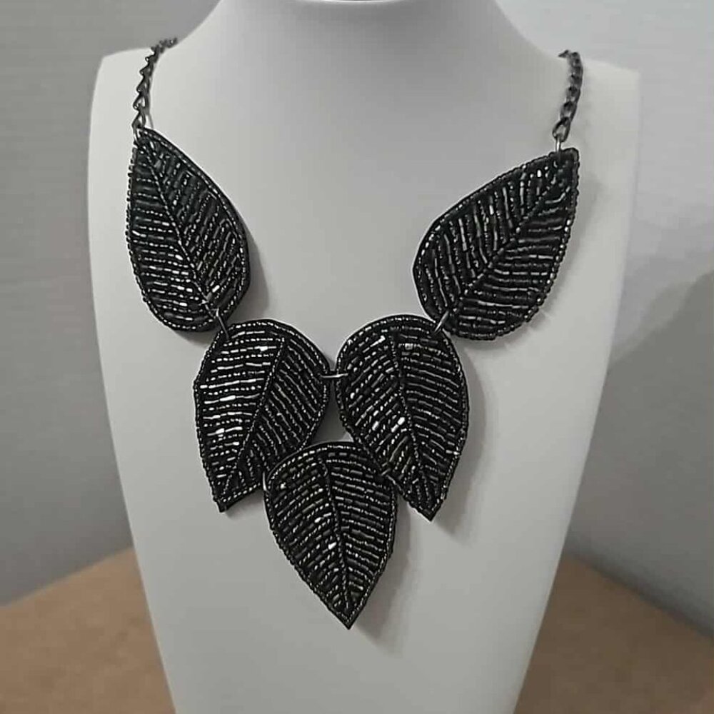 Large Leaf Pattern Seed Beaded Brown Tones Bib Ne… - image 1